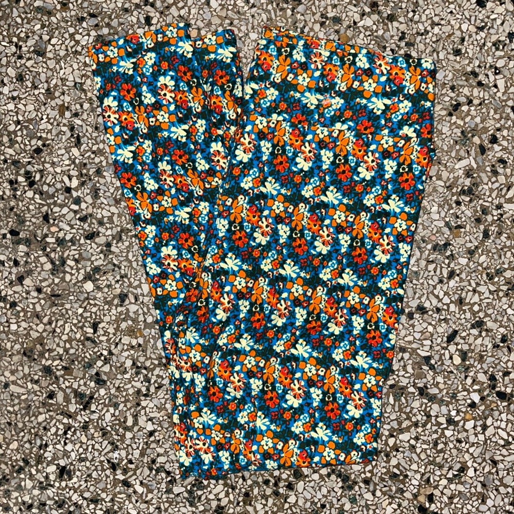 LULAROE TC Floral Print Brand New Leggings!